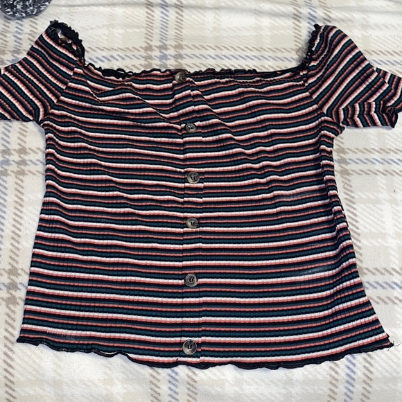 (New)off the shoulder shirt - Picture 1 of 2